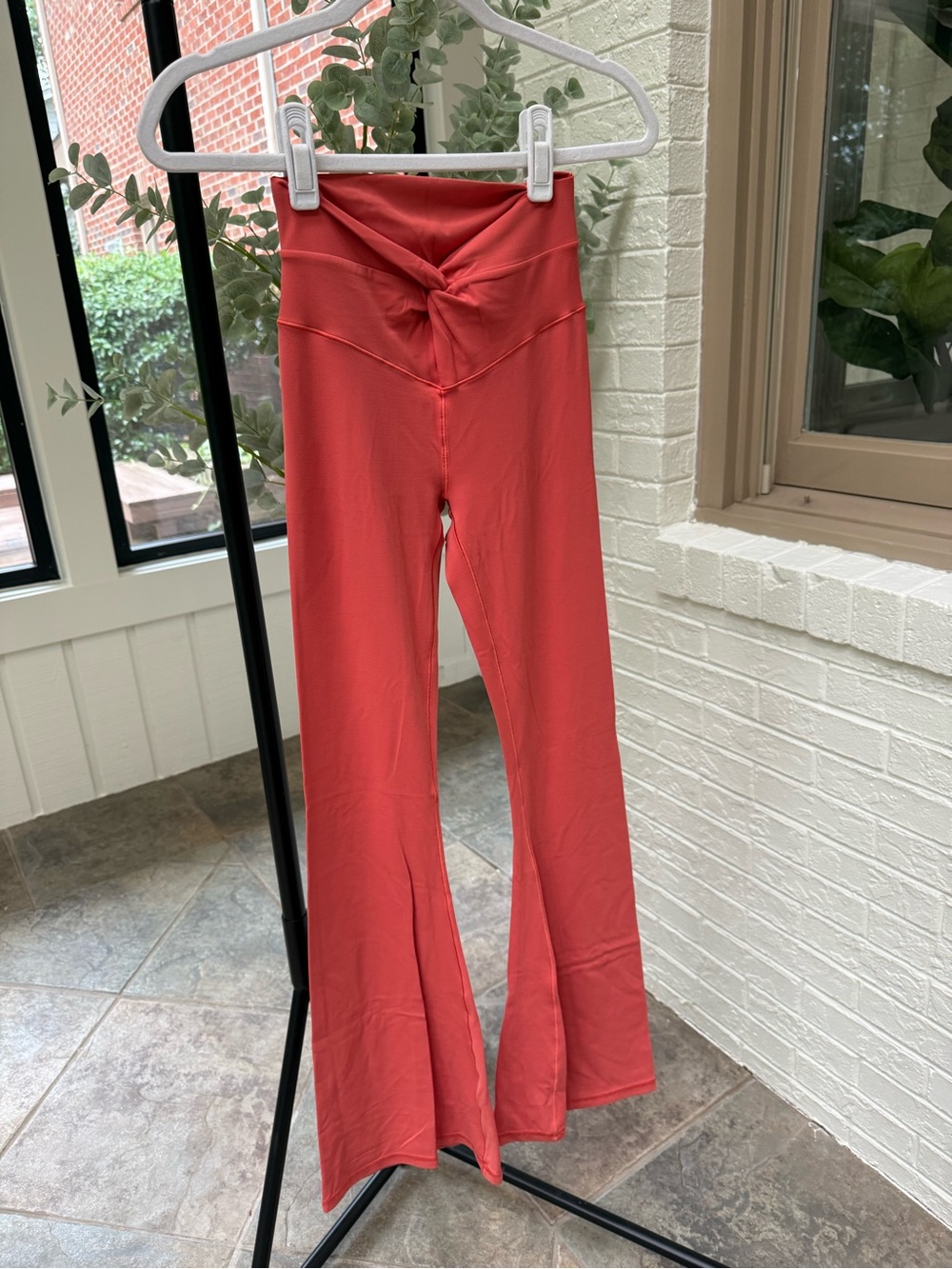 Aerie Twist-Waist Flare Leg Yoga Pants - Coral